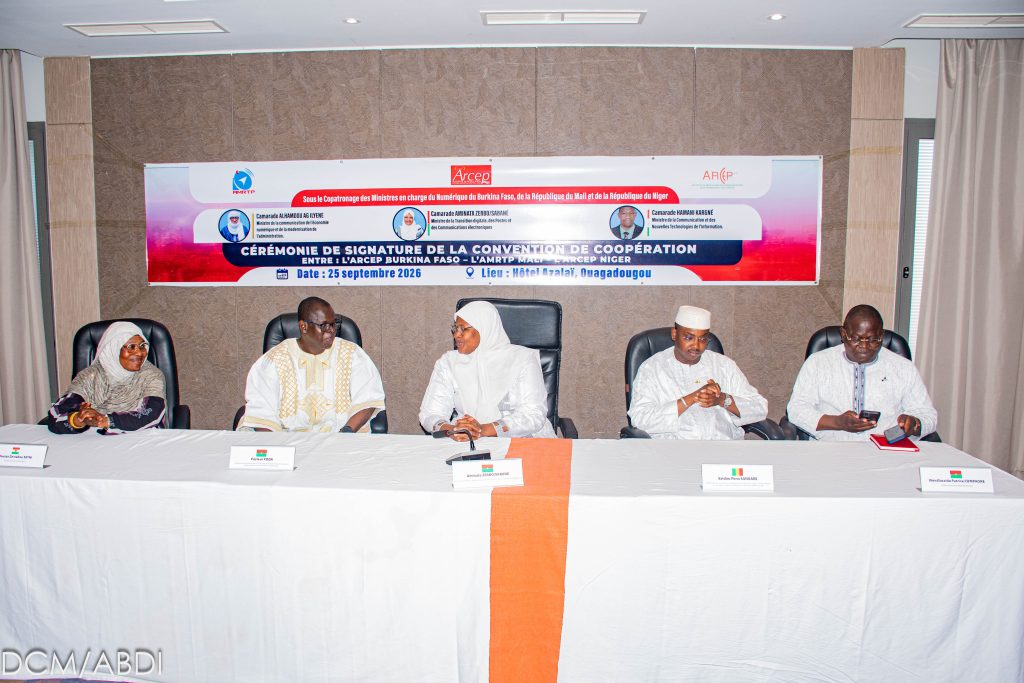 Coopération numérique dans l’espace AES : l’ABDI présente à la signature d’une convention entre les régulateurs du Burkina Faso, du Mali et du Niger